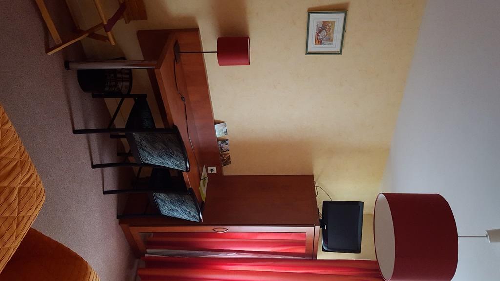 Logis Hotel Le Florina Sainte-Florine Habitación foto